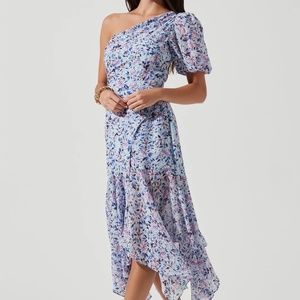 ASTR the Label SANTORINI ONE SHOULDER MIDI DRESS